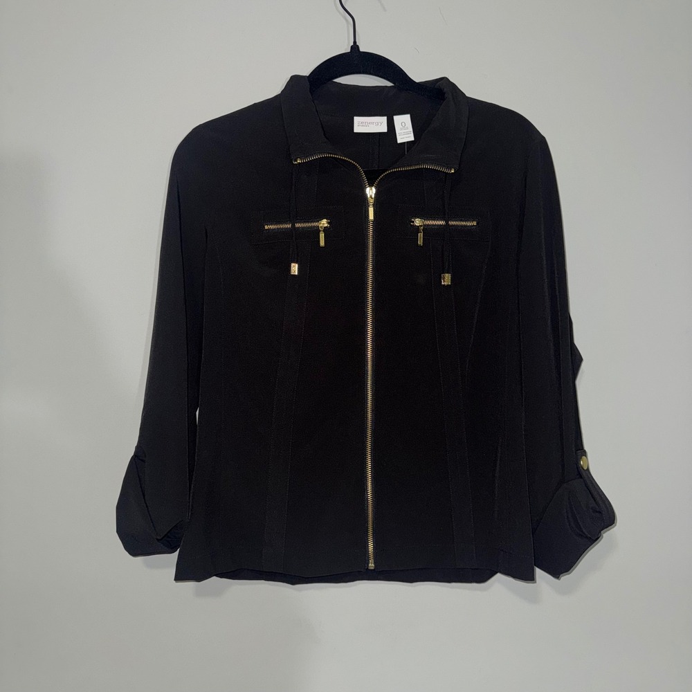 Chicos Black Zenergy Neema Bay ZipUp Jacket Size 0 Gold Accents Roll Tab Sleeves
